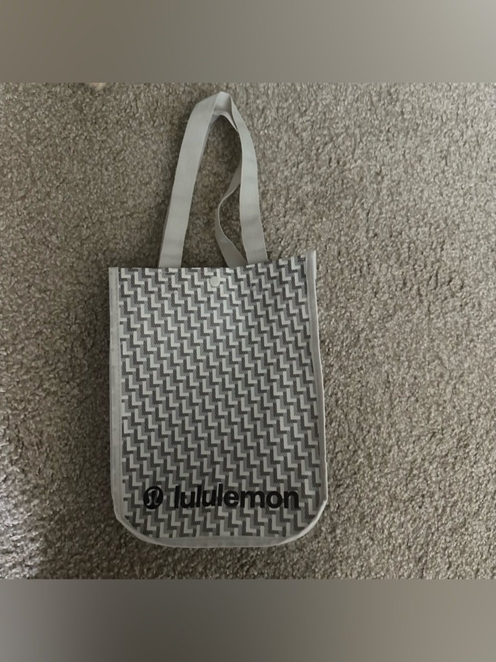 lululemon athletica Gray and White Patterned Tote Bag